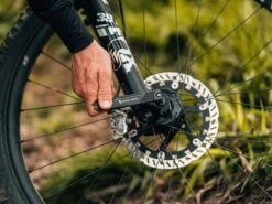 Magura / Wolf Tooth - Multitool VTT 8 Magura / Wolf Tooth - Multitool VTT -Magasin De Vélos magura wolf tooth multitool 3 3840x2160