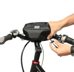 NC-17 Connect - Housse De Protection Pour écran -Magasin De Vélos nc 17 connect housse de protection pour ecran montage 3840x2160