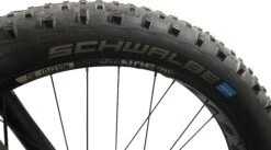 Schwalbe - Pneu Jumbo Jim 26" à Tringle Souple Snakeskin Addix Speedgrip -Magasin De Vélos schwalbe pneu jumbo jim 26 pouces snakeskin 3840x2160
